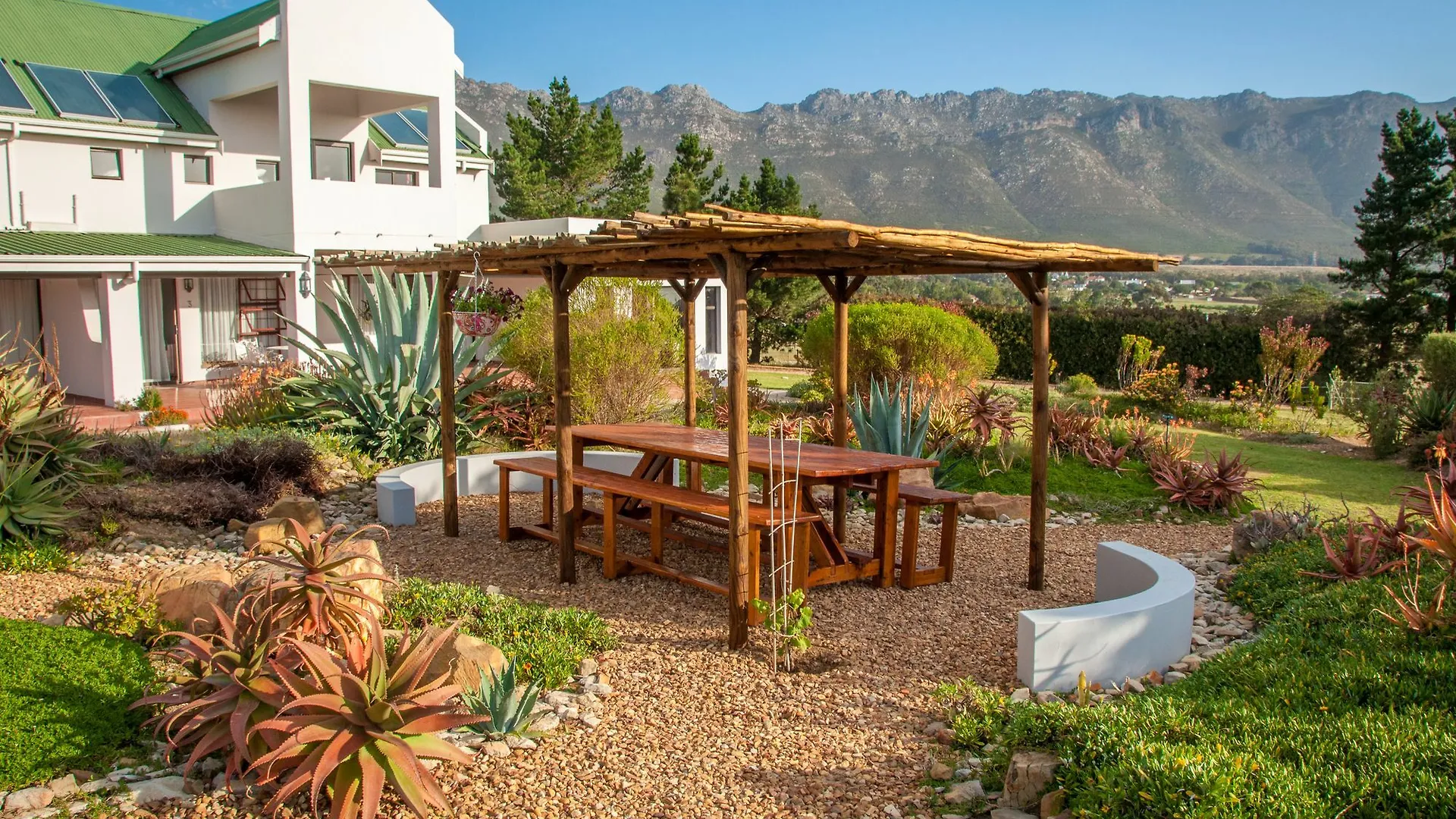 ****  Wind-Rose Guest House Gordons Bay South Africa