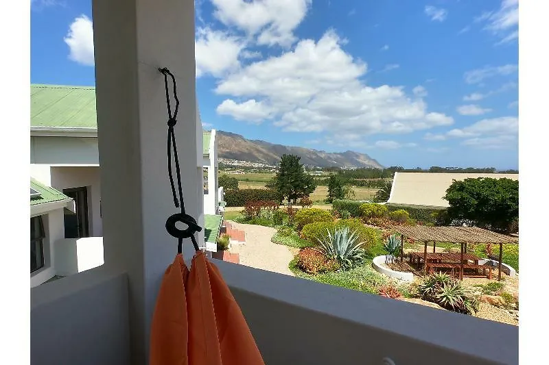 Wind-Rose Guest House Gordons Bay